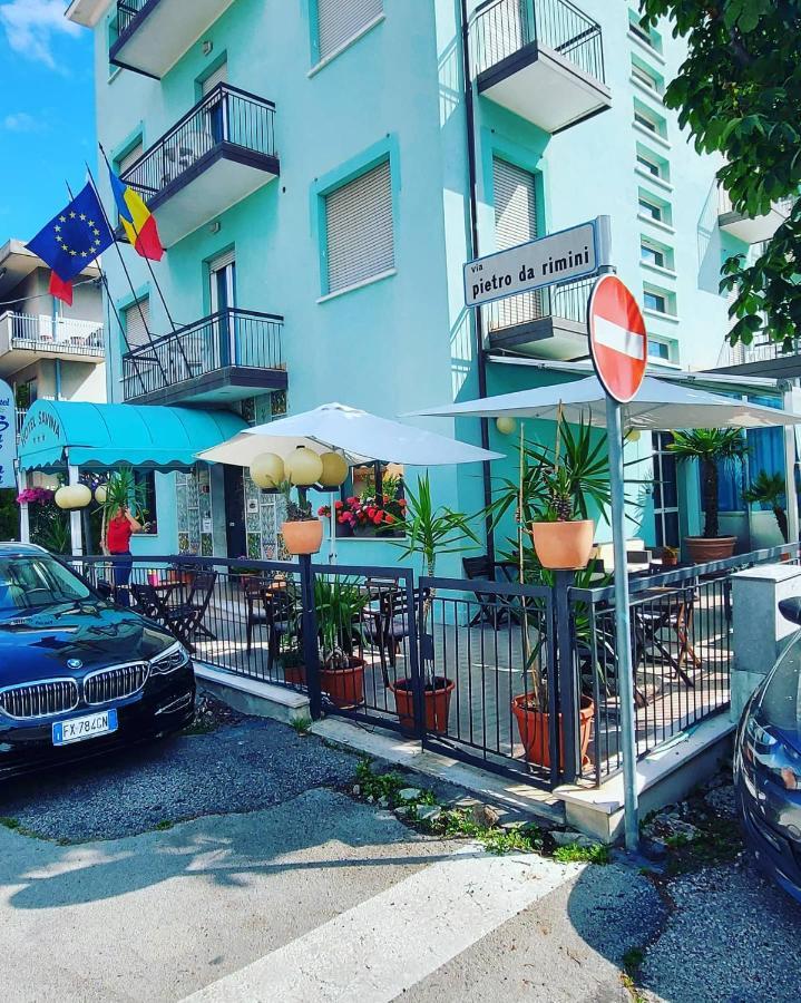 Hotel Savina ริมินี ภายนอก รูปภาพ