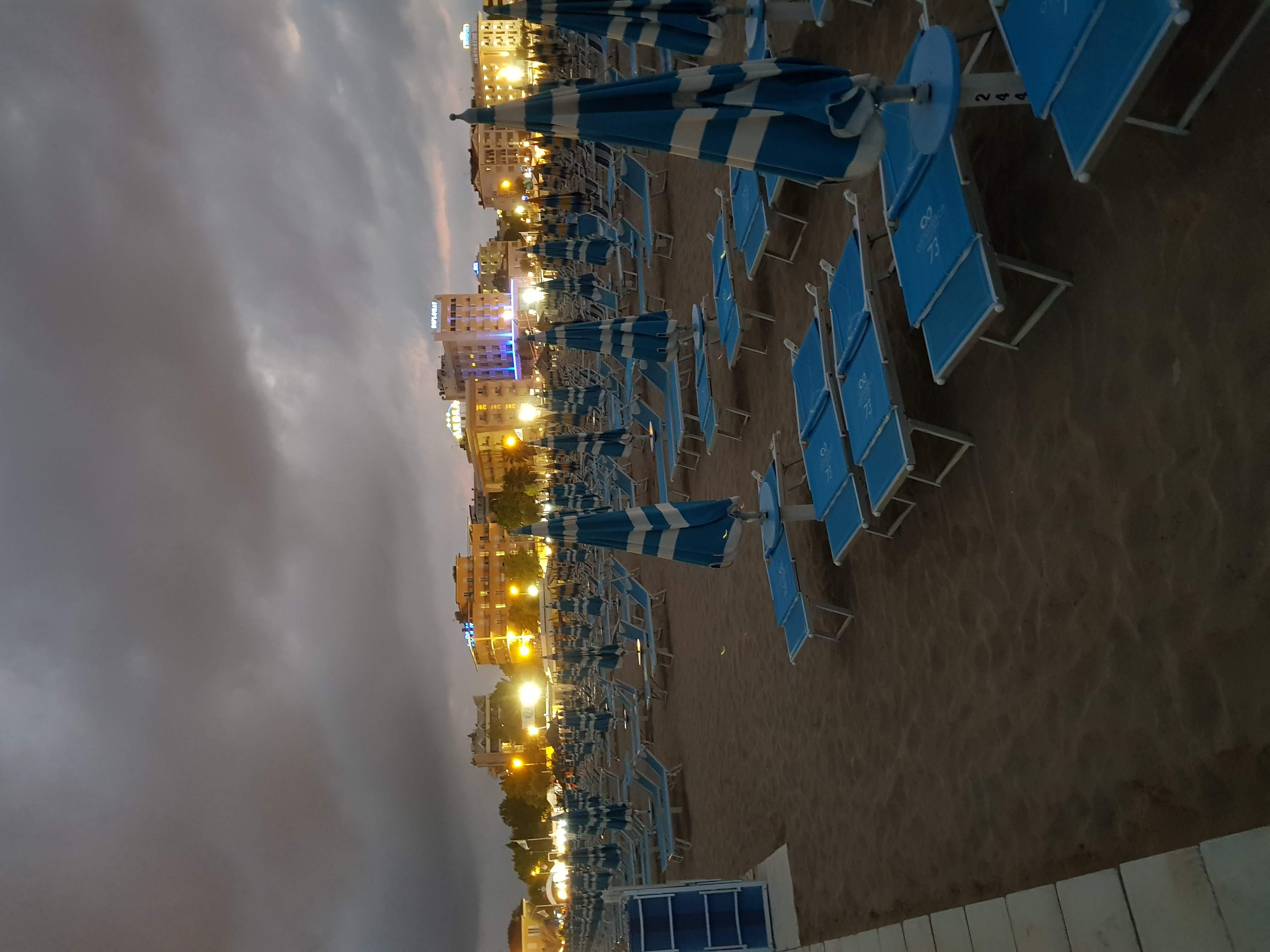 Hotel Savina ริมินี ภายนอก รูปภาพ